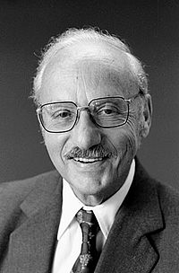 George Dantzig (1914-2005) - "pai da programação linear"